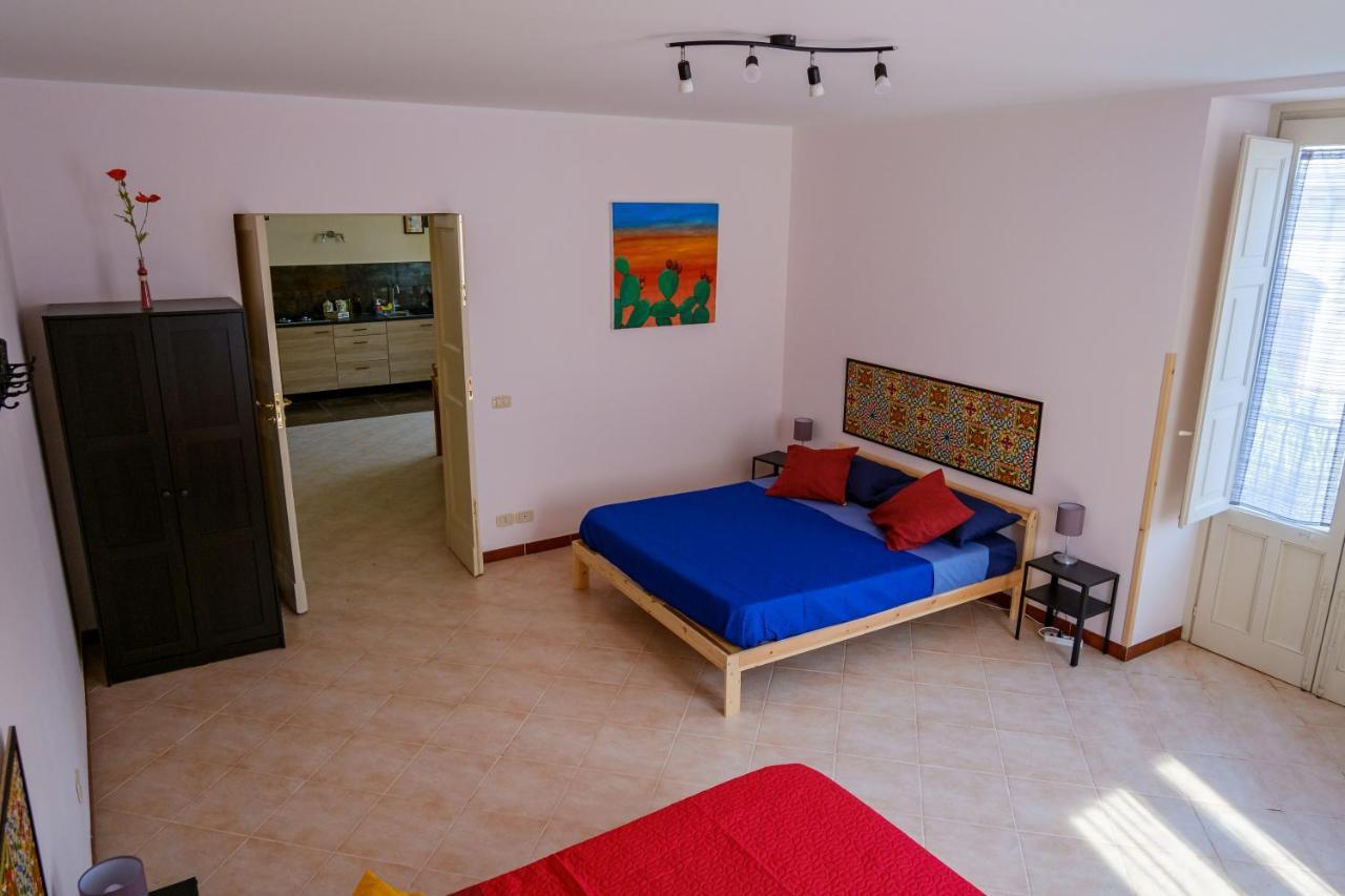 U Passiaturi Big House Apartamento Catânia Exterior foto